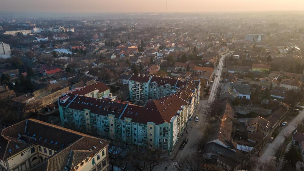Aquarelle Apartment Subotica Extérieur photo